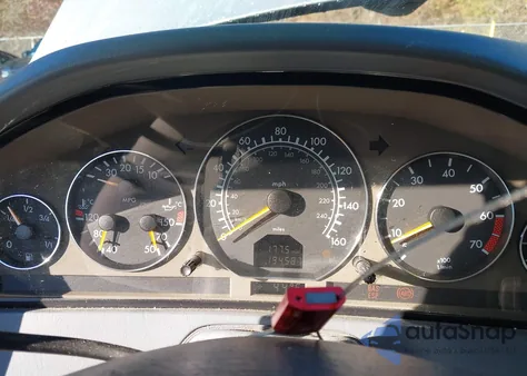 2000 Mercedes-Benz Sl 500 z USA, uszkodzony, nr VIN WDBFA68F2YF190510